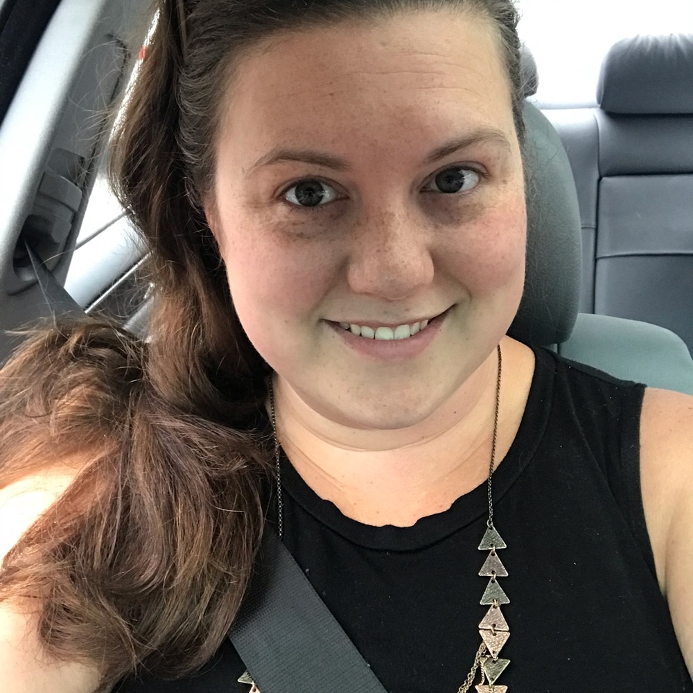 Meet your Posher, Caitlin